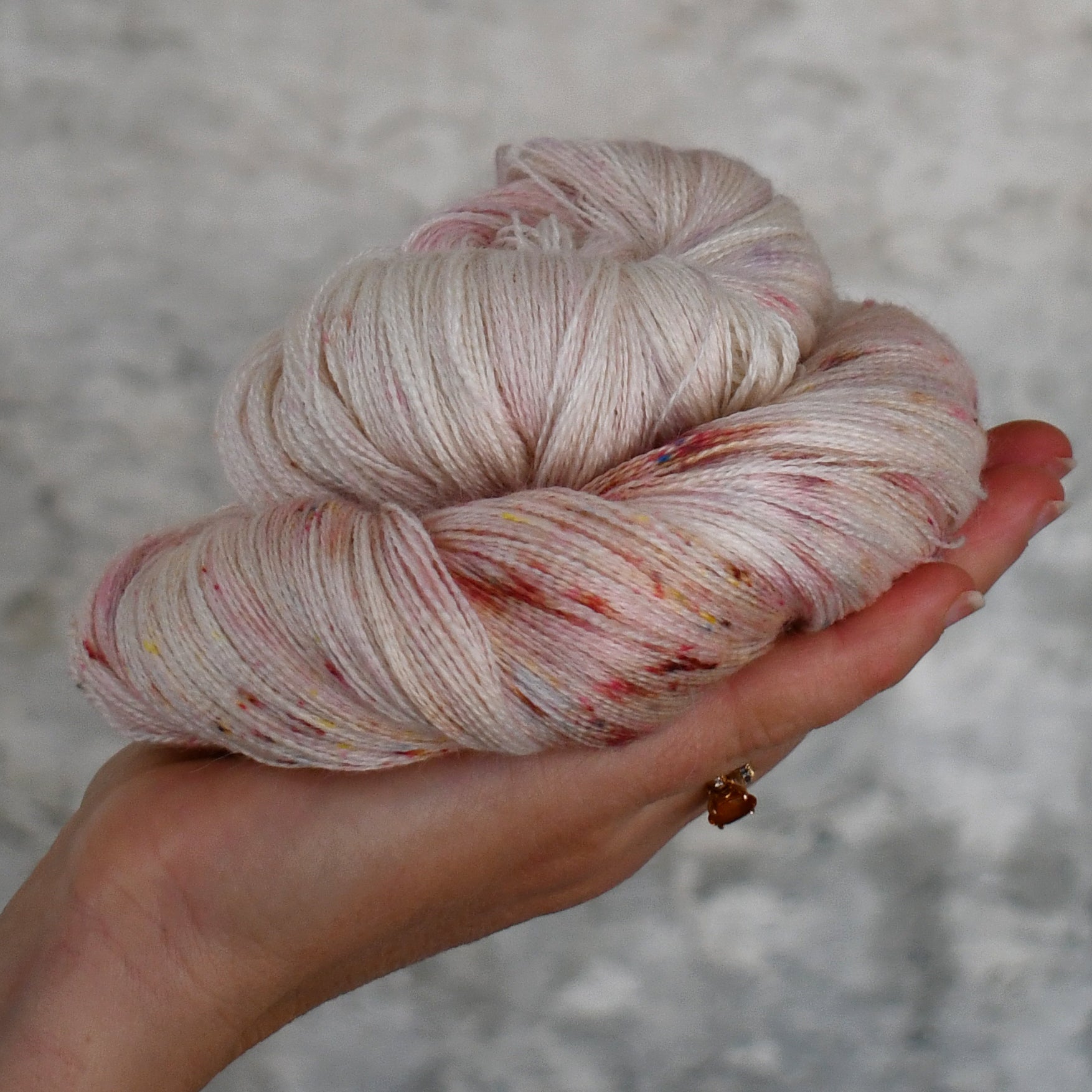 49004 Suri Silk Lace 1200