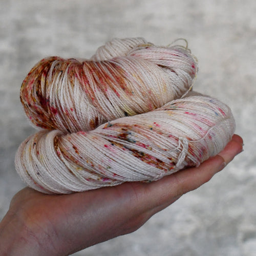 49012 Boo Lace