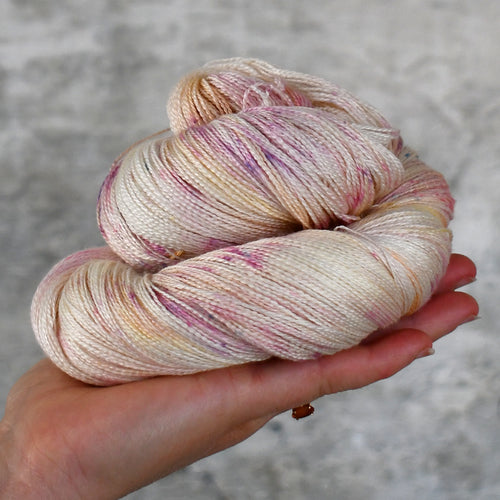 49014 Posh Lace