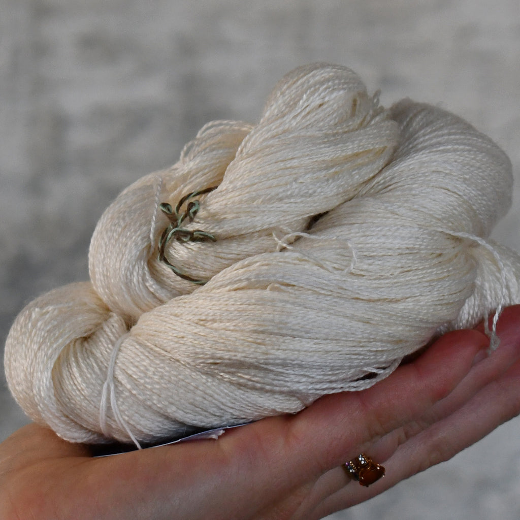 49038 Merino Decadence Lace