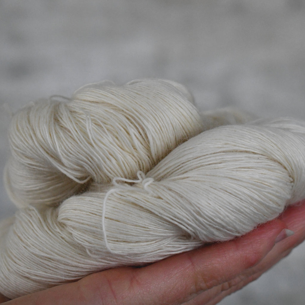 49046 Ultra Singles Lace