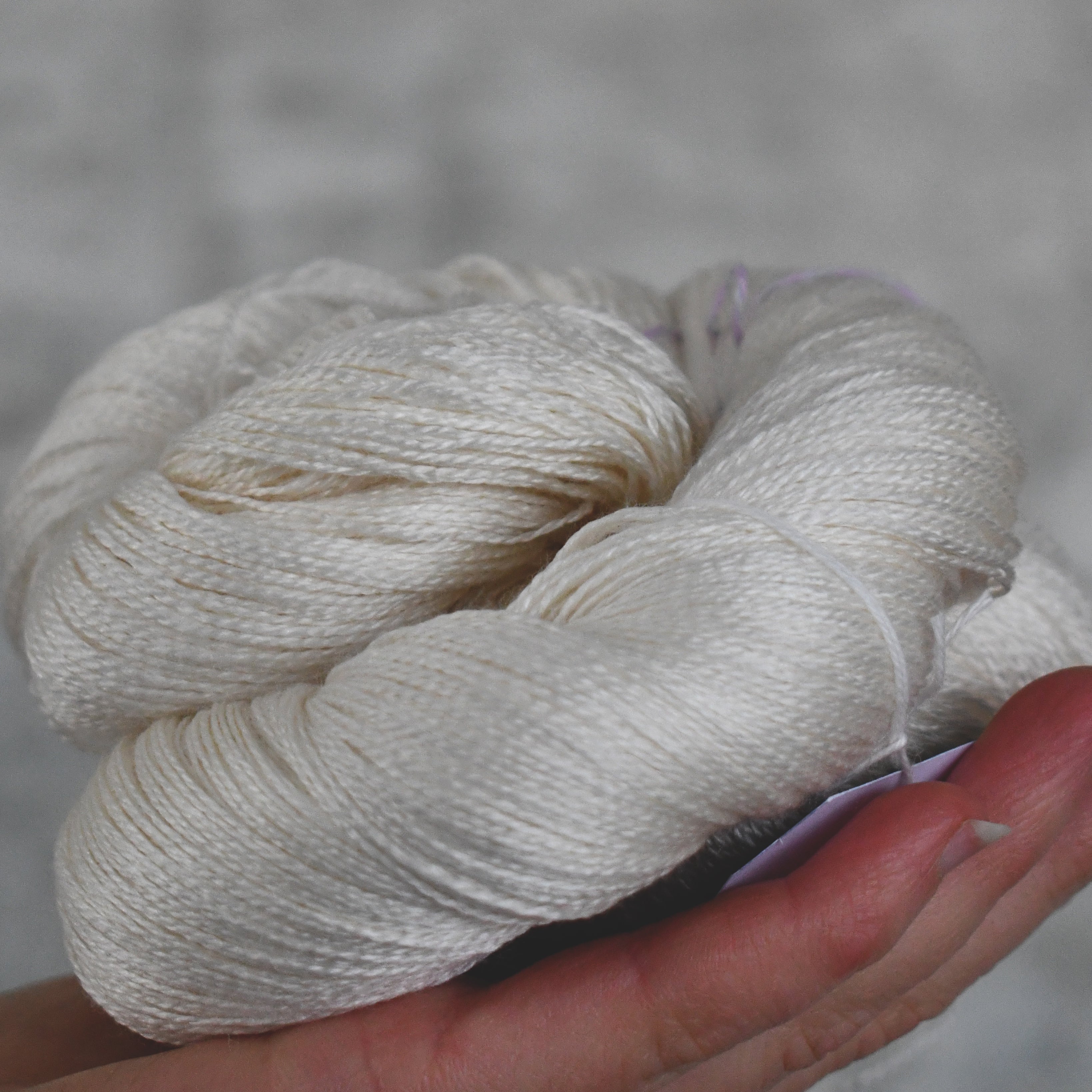 49052 Silky Lace 50/50