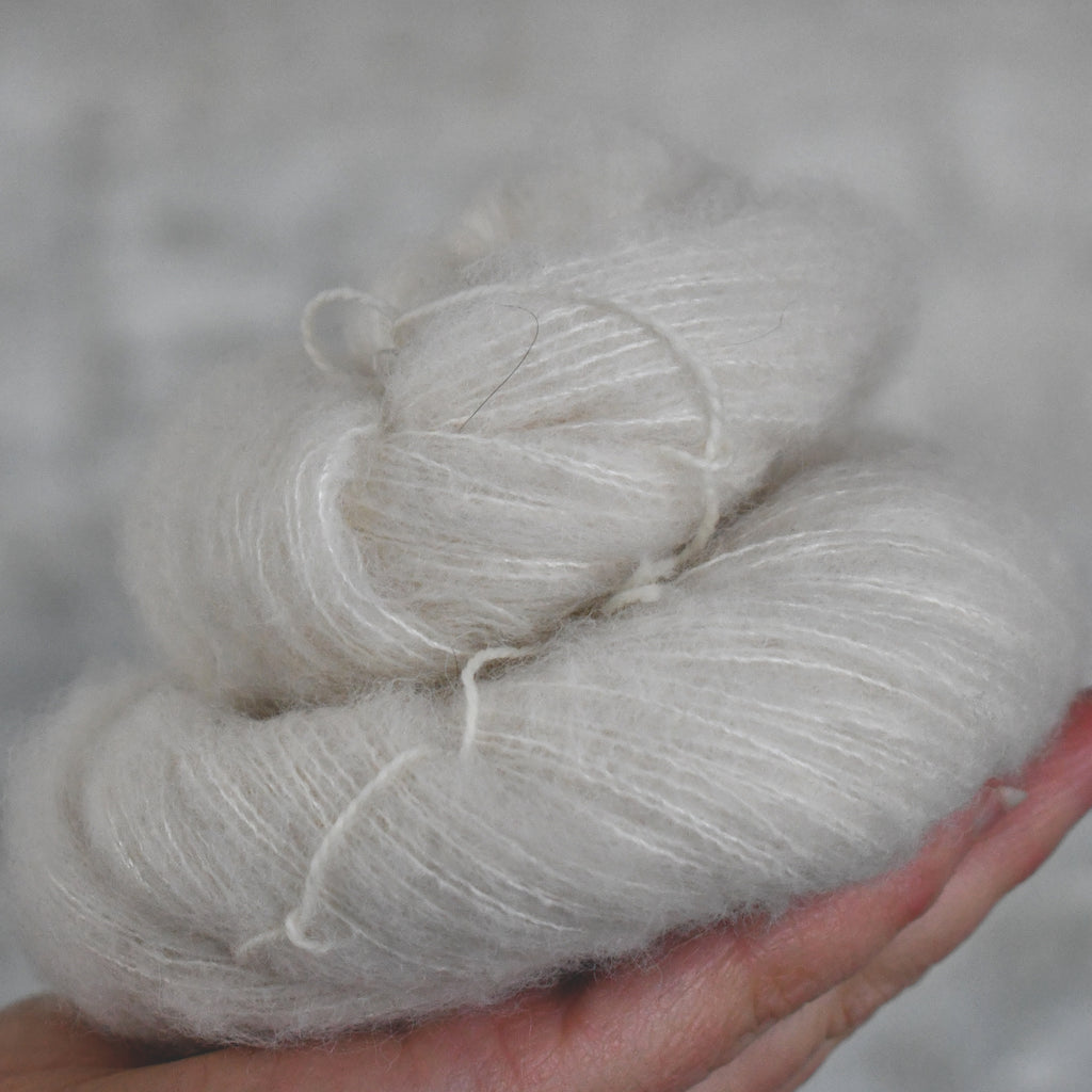 49057 Majestic Fluff