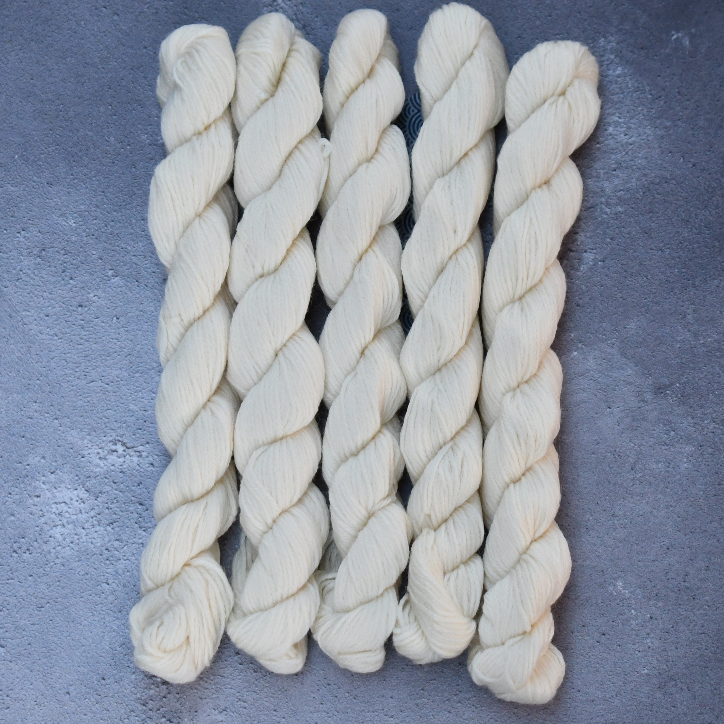 49107 Boo 4ply
