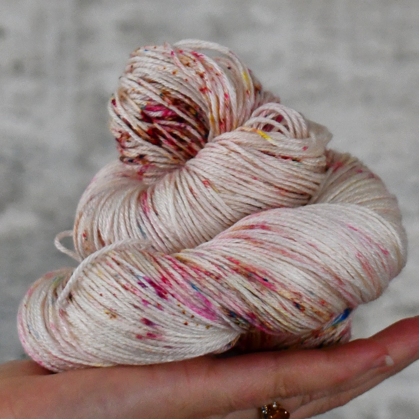 49132 BFL Decadence 4ply