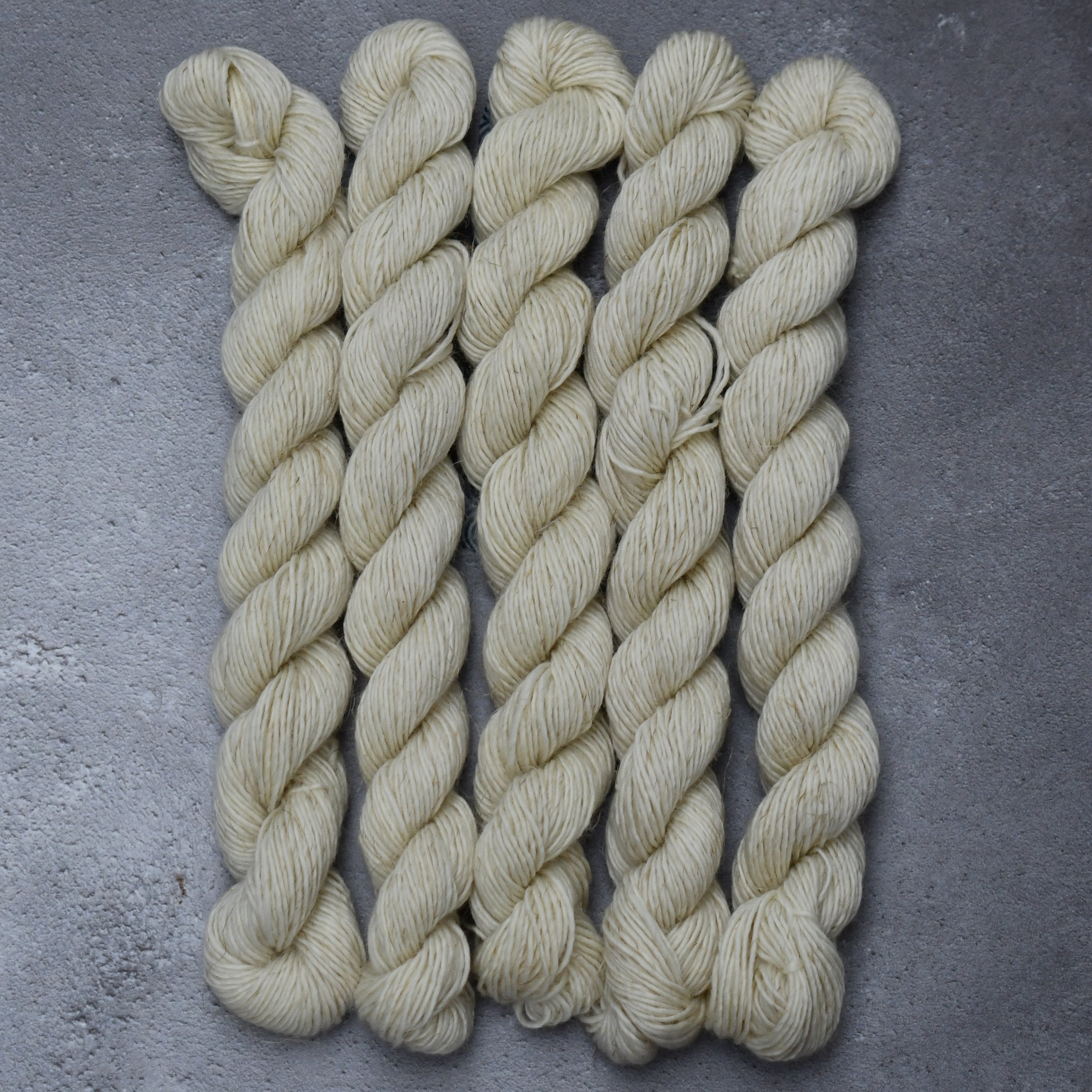 49135 SW Merino Linen Singles