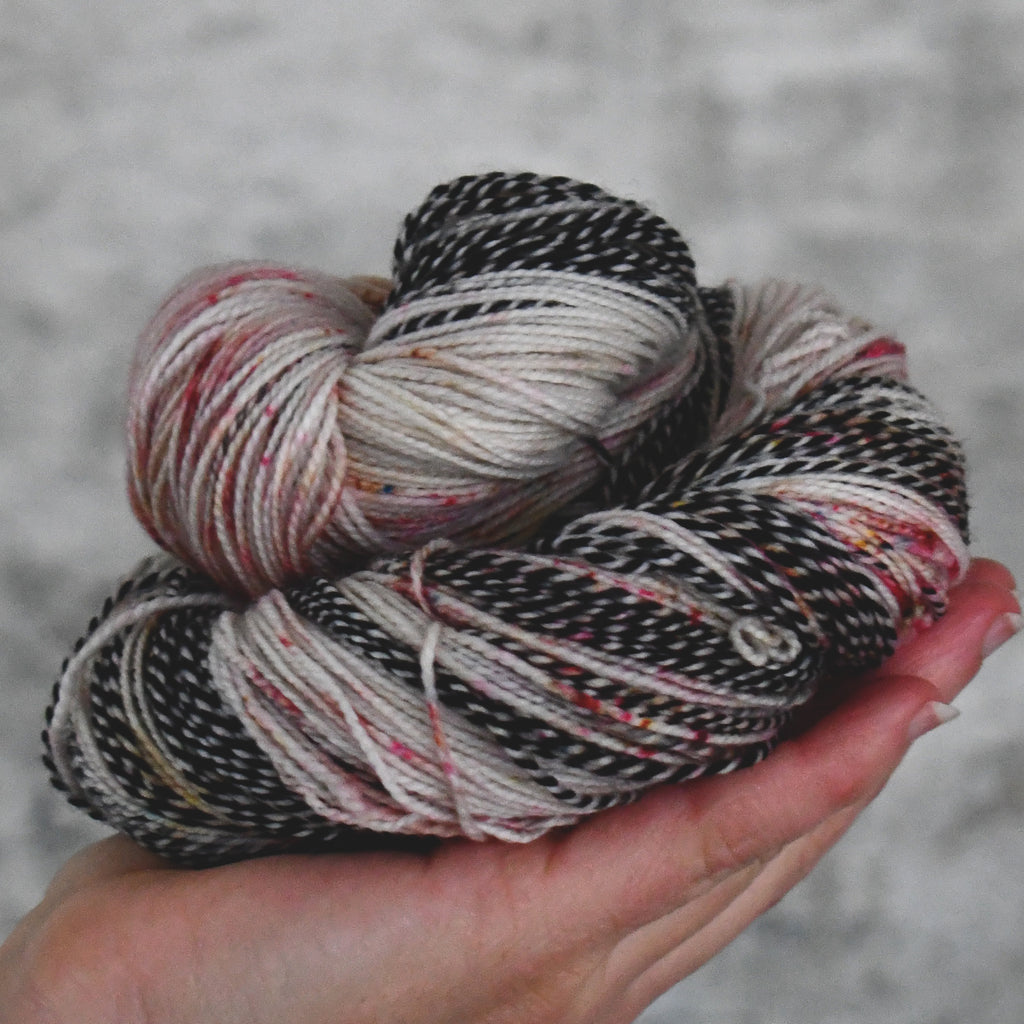 49148 Sheila's Gold Zebra Sock