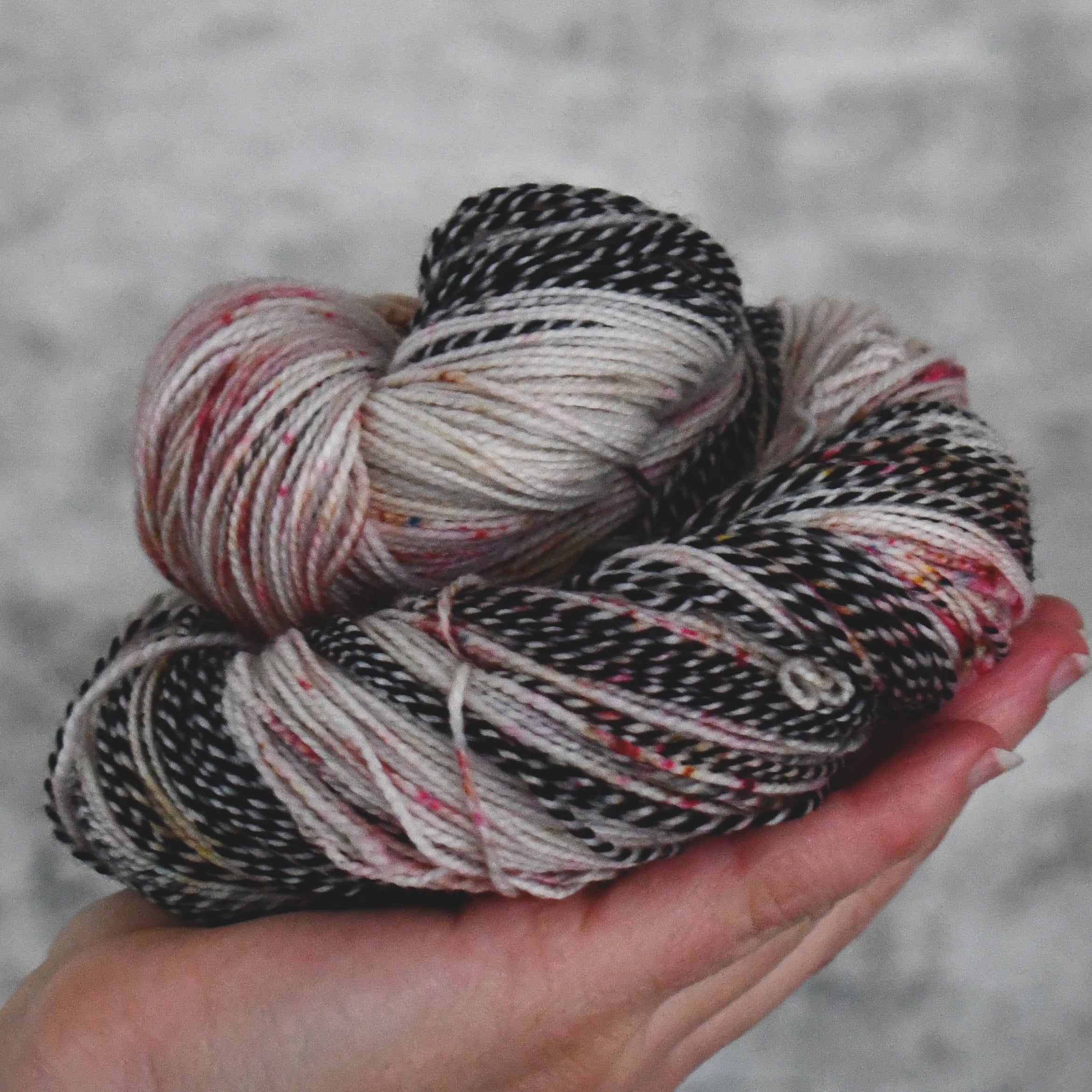 49148 Sheila's Gold Zebra Sock