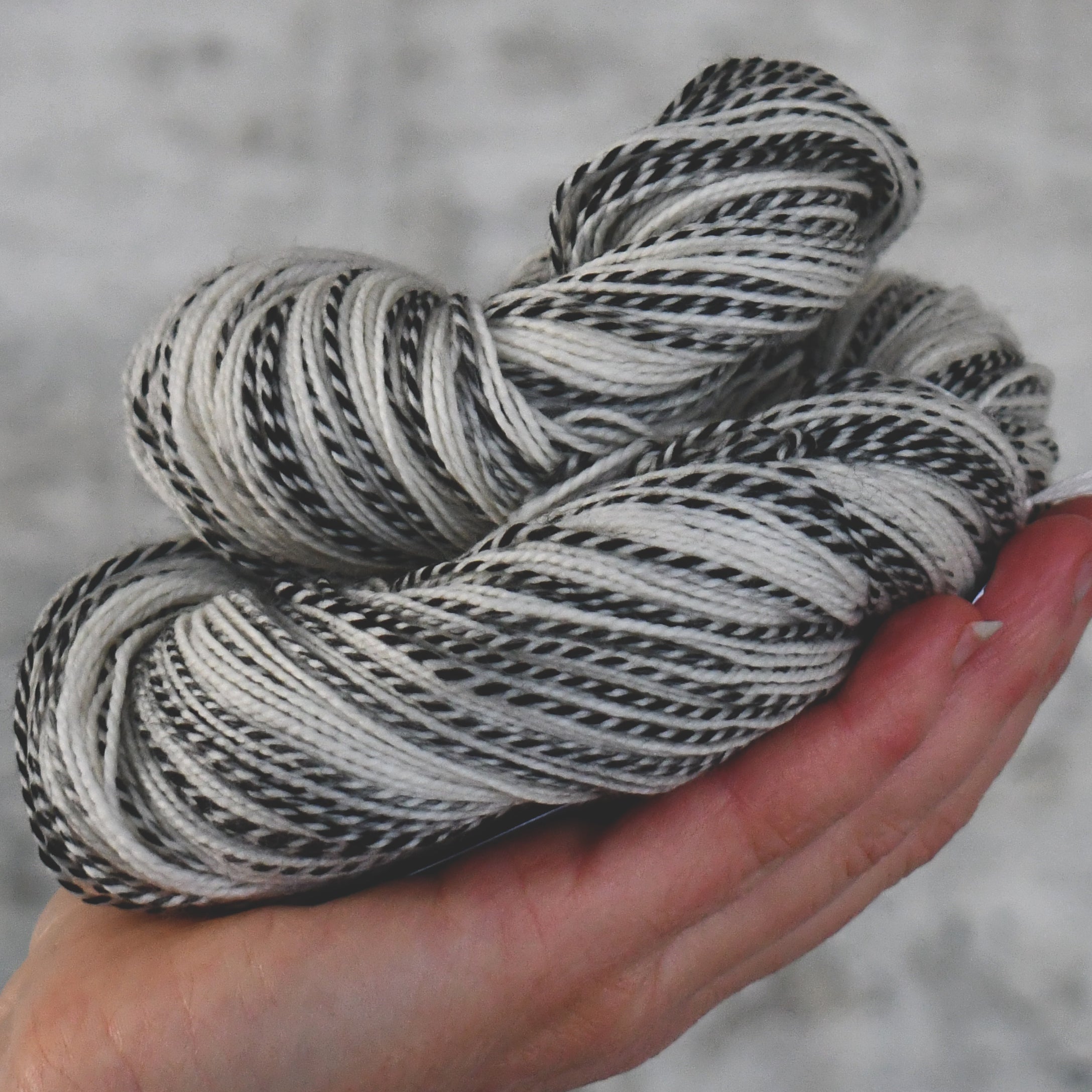 49148 Sheila's Gold Zebra Sock