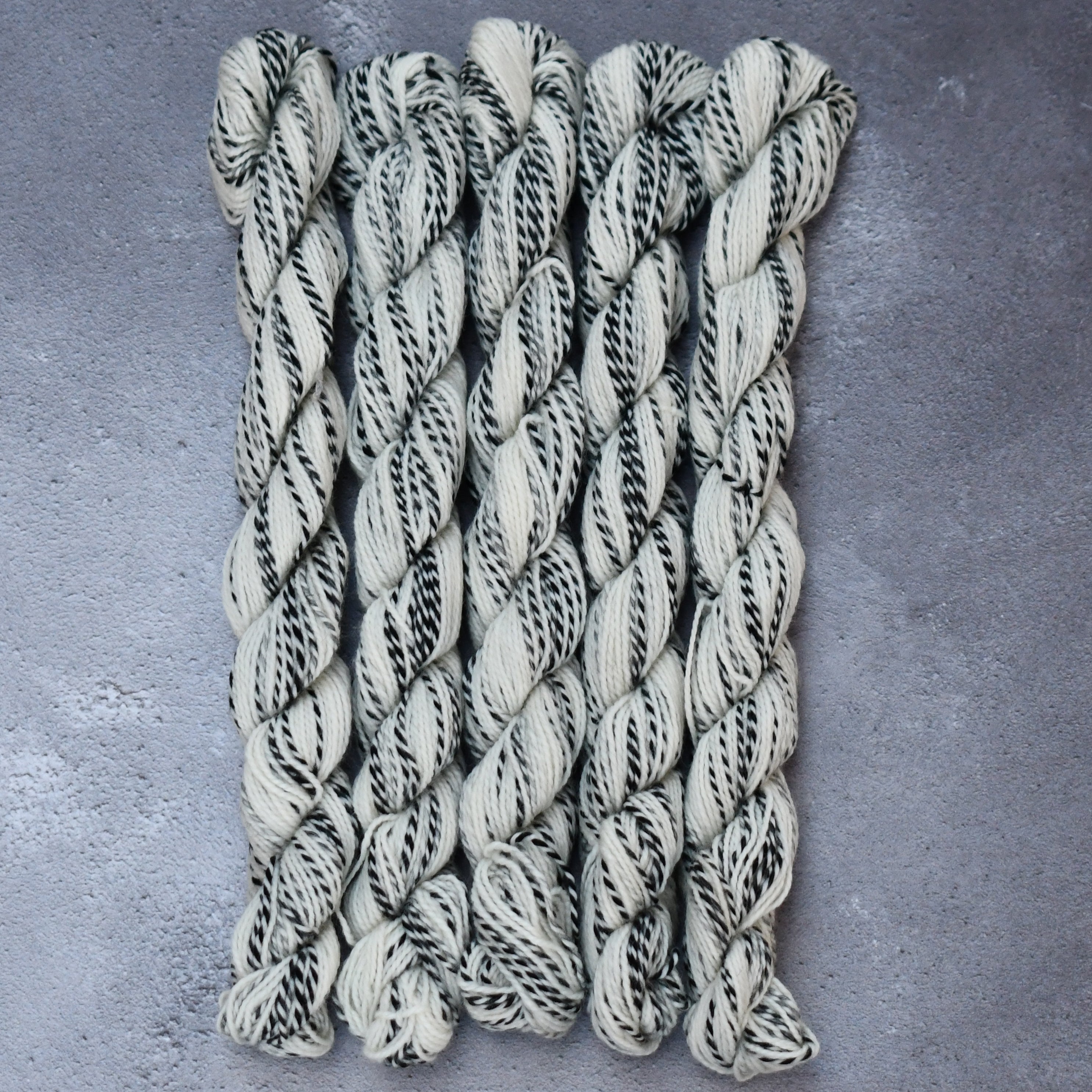 49148 Sheila's Gold Zebra Sock