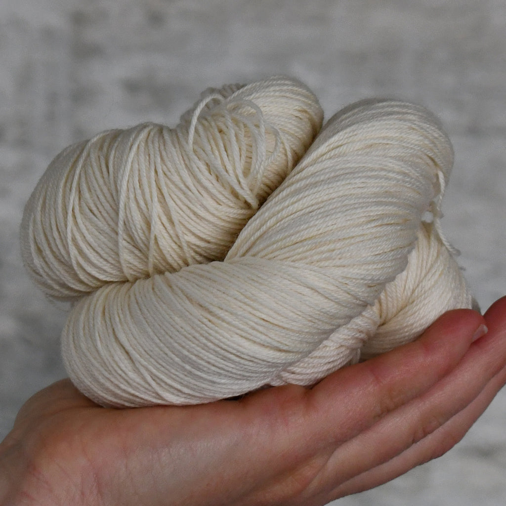 49176 Ethereal 4ply