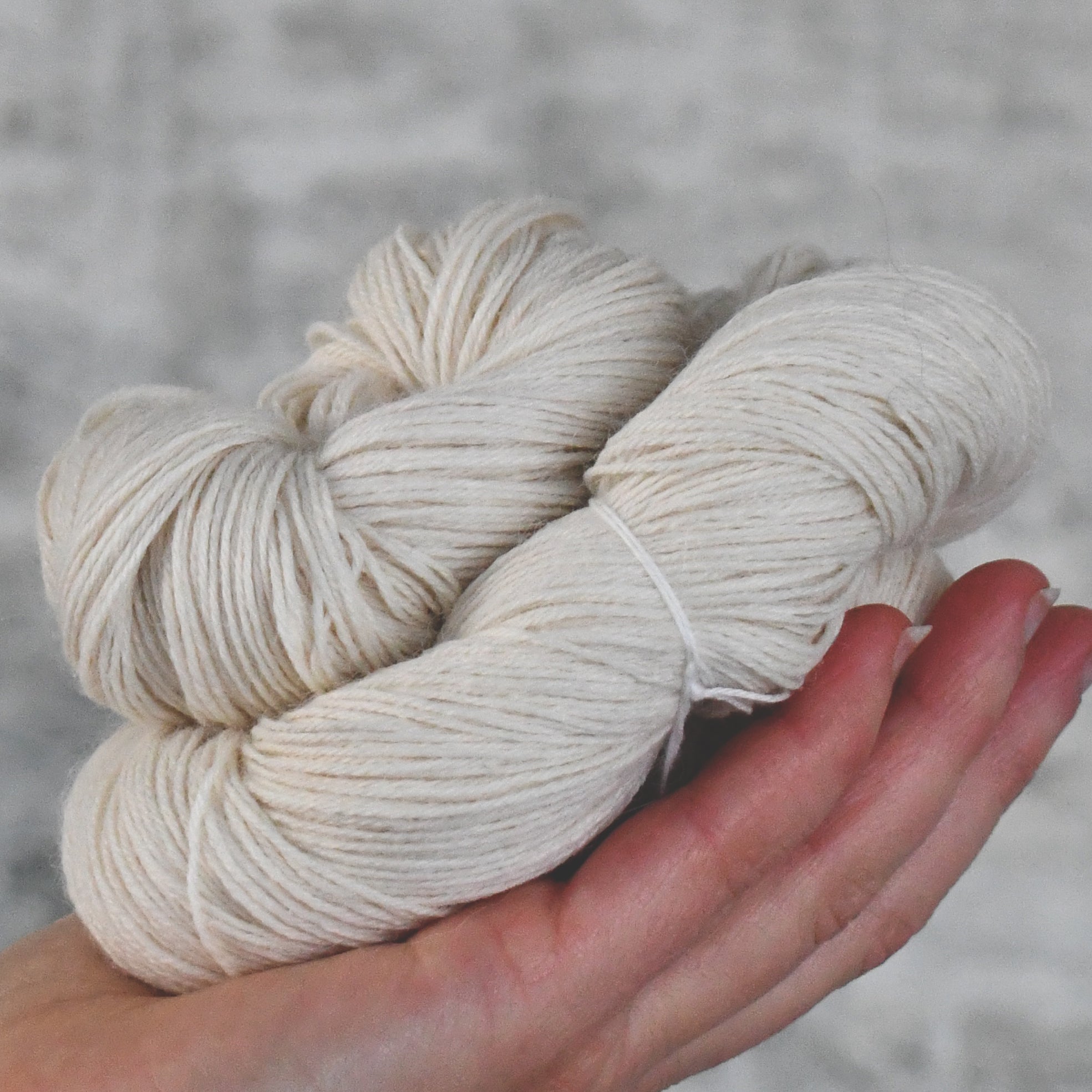 49195 Llama 4ply