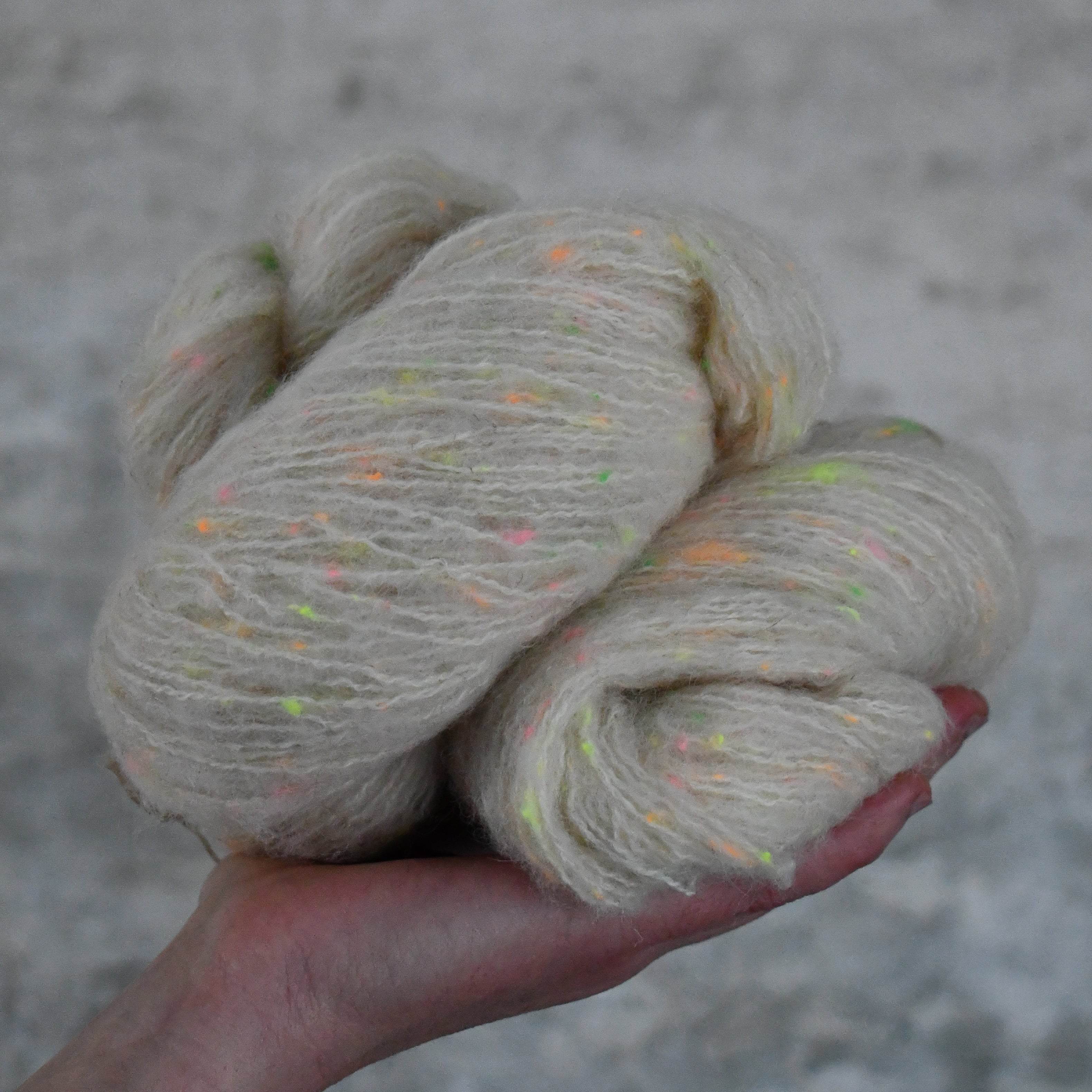 59106 Neo Fluff Fingering