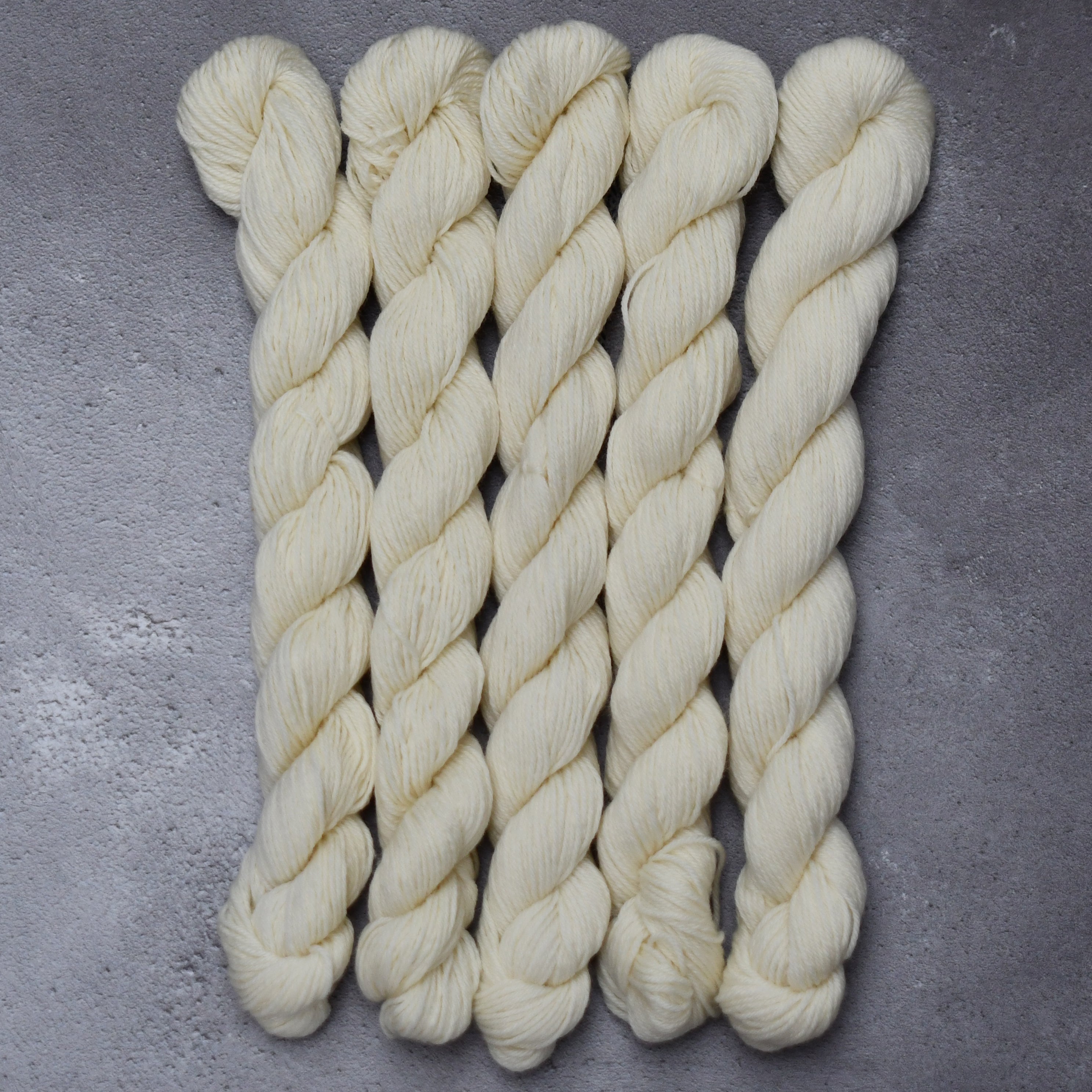 59117 Fine Soft 4ply